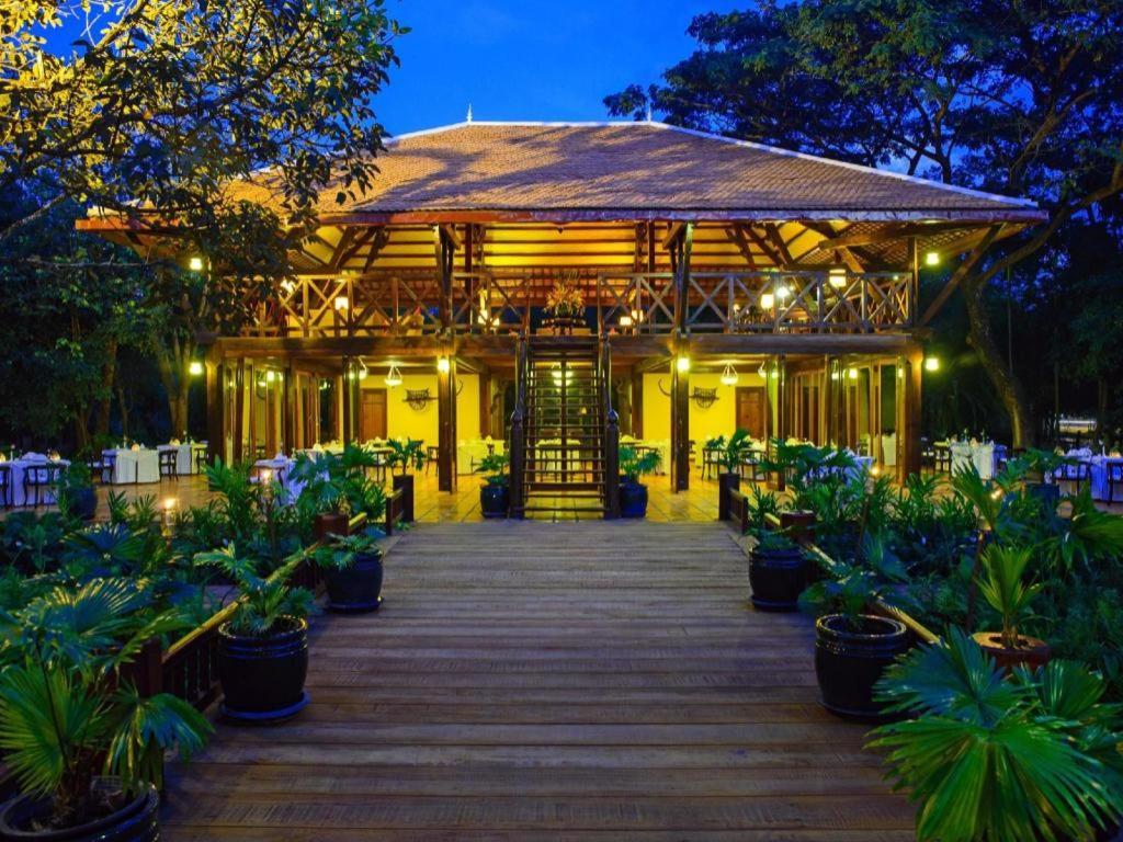 Angkor Village Resort & Spa Siem Reap Bagian luar foto