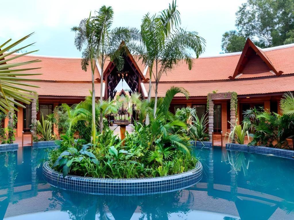 Angkor Village Resort & Spa Siem Reap Bagian luar foto