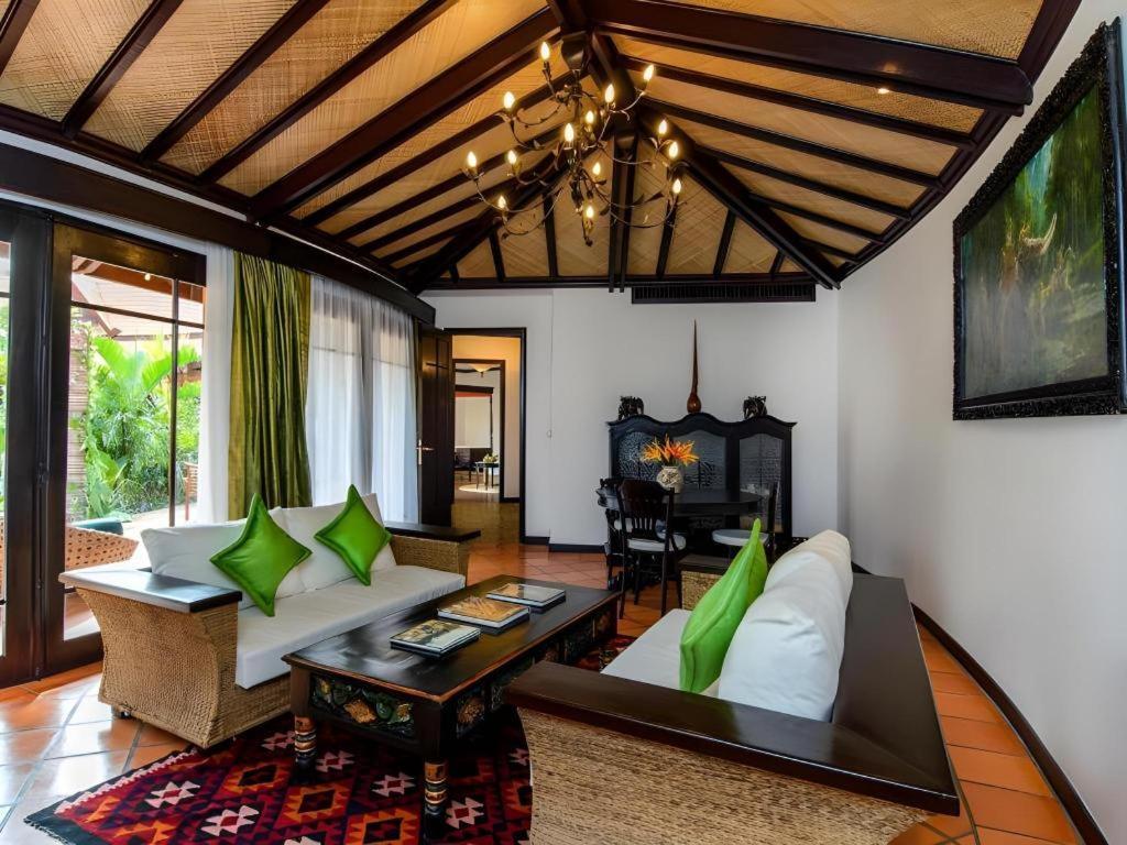 Angkor Village Resort & Spa Siem Reap Bagian luar foto