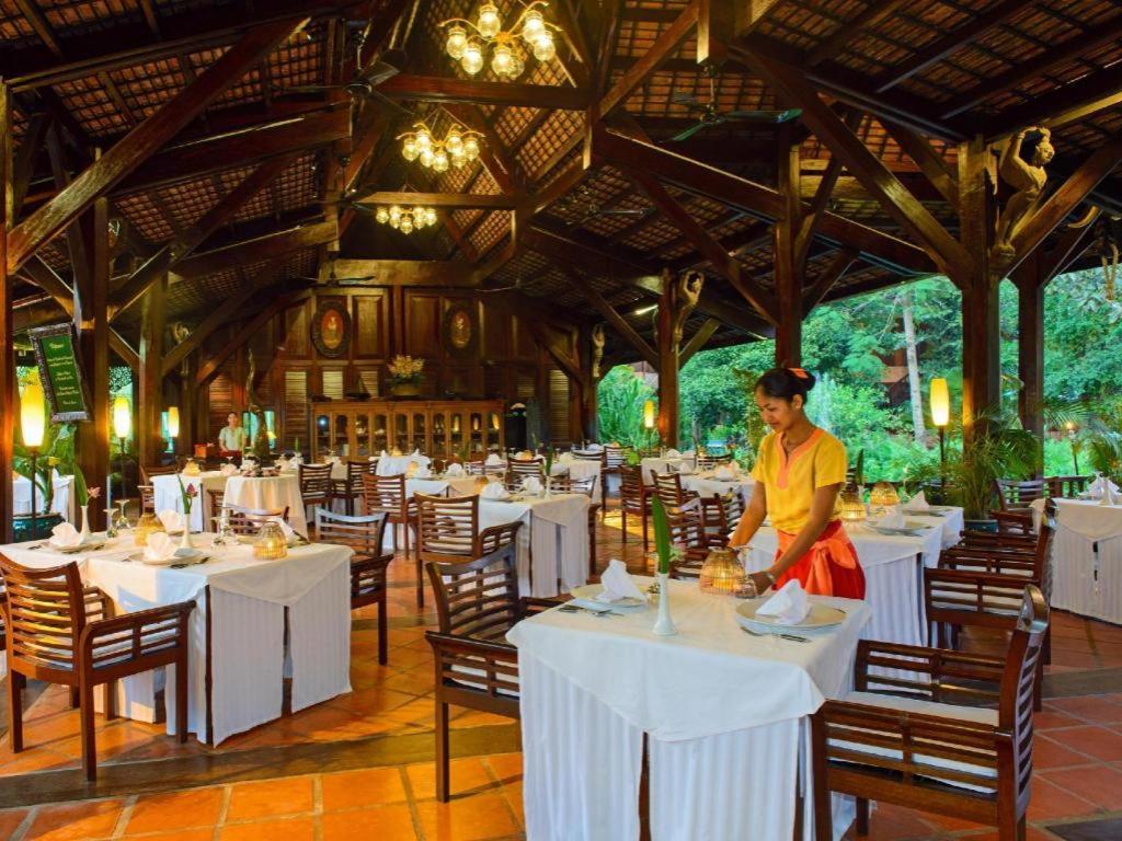 Angkor Village Resort & Spa Siem Reap Bagian luar foto